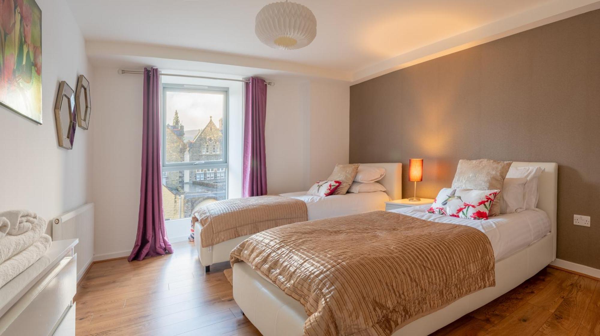 Ac19 Lower North Aisle - Luxury Self Catering 2 Bedroom Apartment Fort Augustus Exterior photo